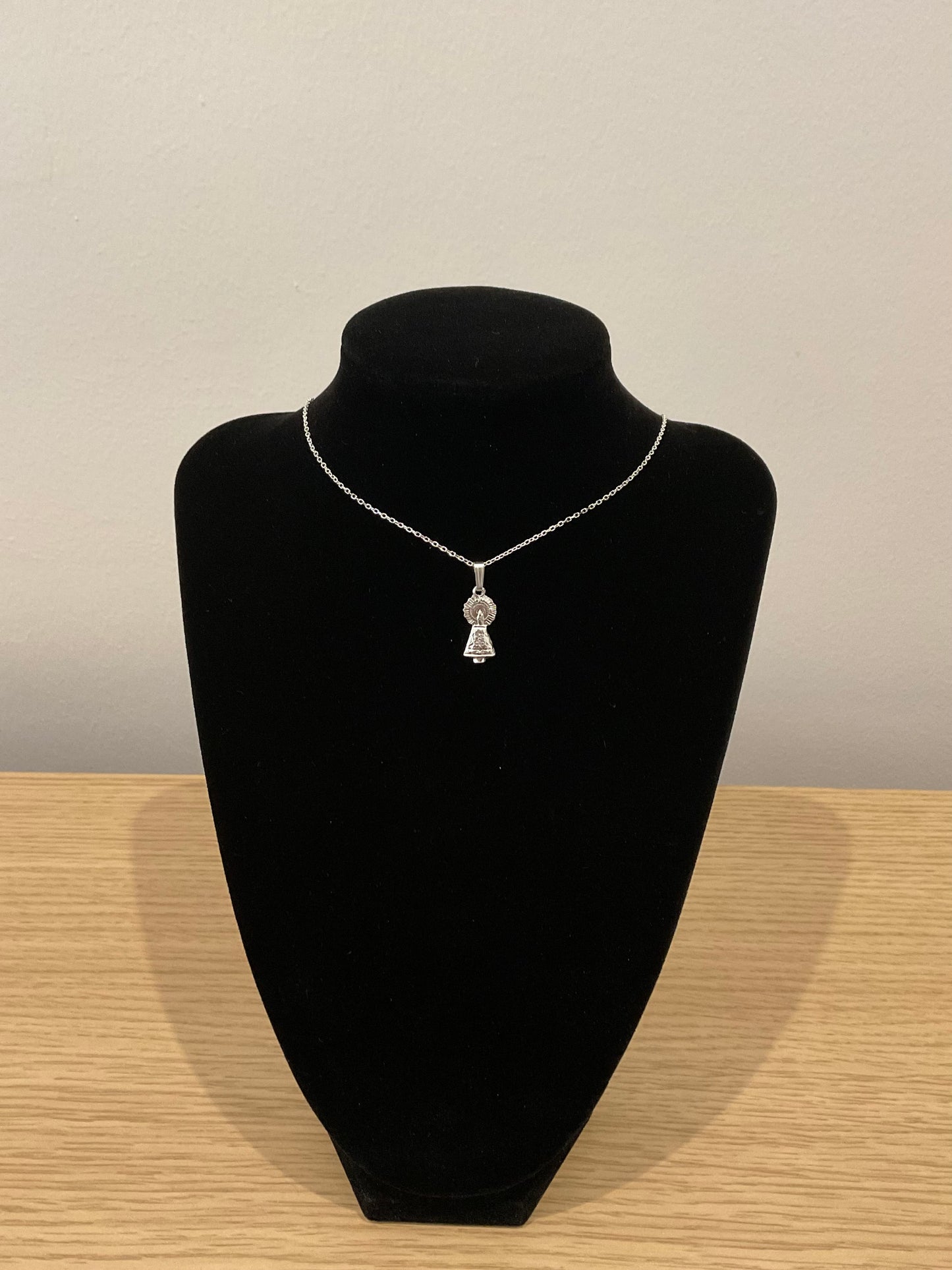 Medalla De la Virgen clasica