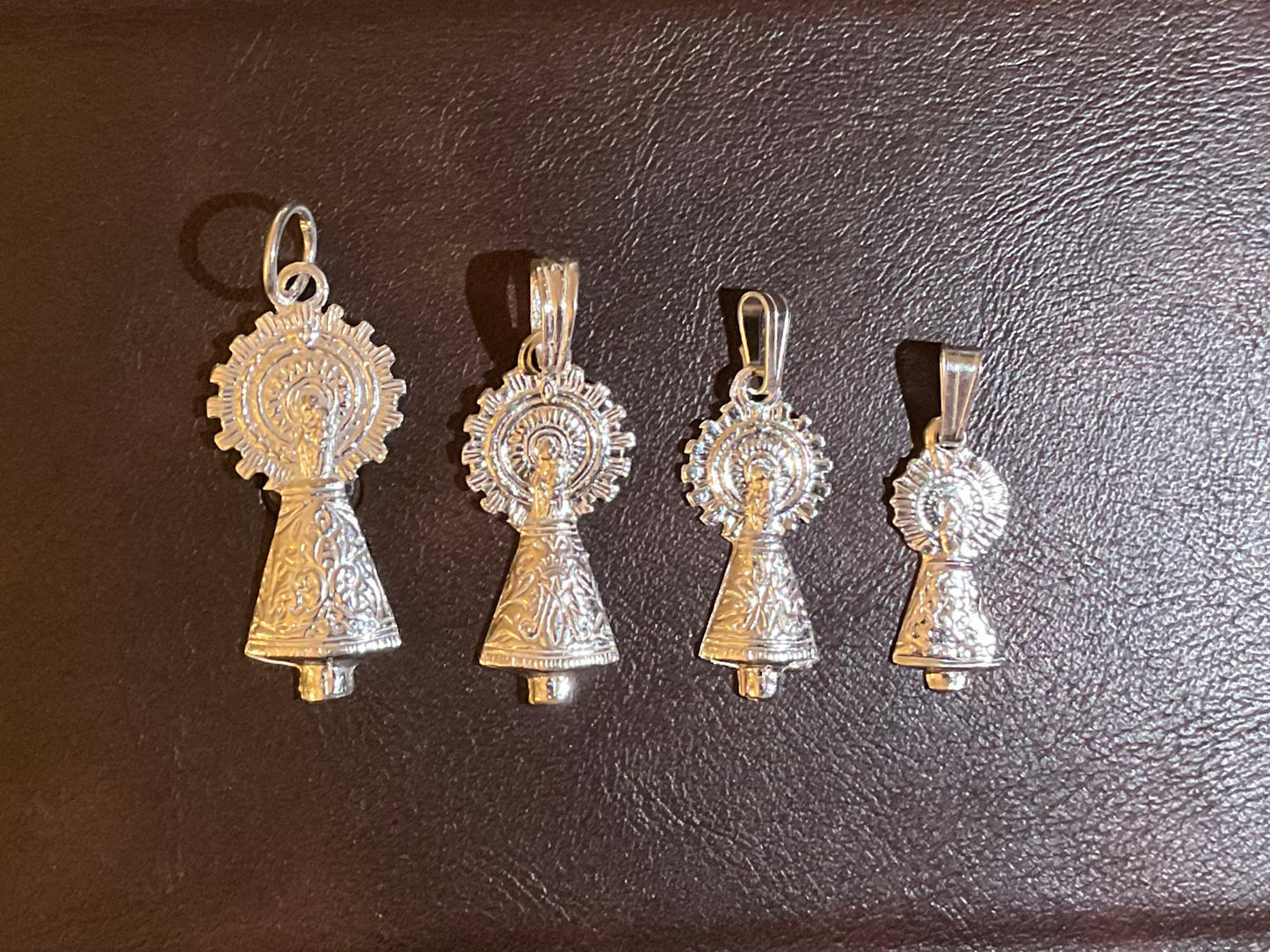 Medalla De la Virgen clasica