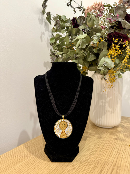 Collar de Nacarina y Plata
